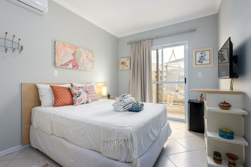 Casa à venda Ingleses Centro com 144m² e 3 quartos por R$ 830.000 - 1464223168-quarto-varanda1.jpg