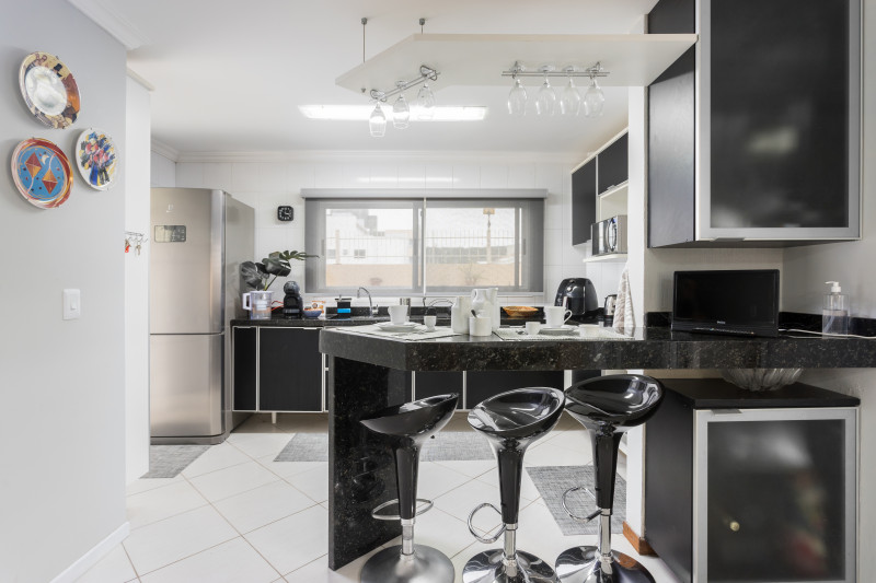 Casa à venda Ingleses Centro com 144m² e 3 quartos por R$ 830.000 - 1700203936-cozinha1.jpg