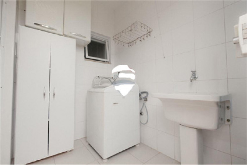 Casa à venda Ingleses Centro com 144m² e 3 quartos por R$ 830.000 - 2127075094-lavanderia.jpg