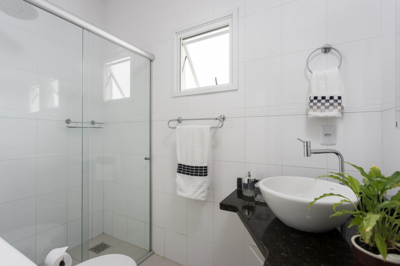 Casa à venda Ingleses Centro com 144m² e 3 quartos por R$ 830.000 - 221206570-banheiro-piso-superior.jpg