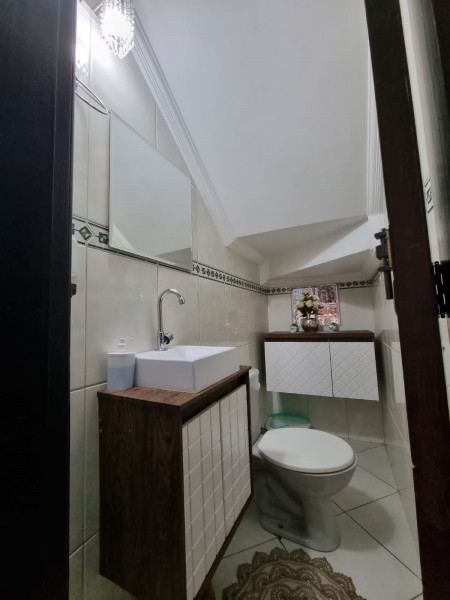 Casa à venda Parque Capuava com 130m² e 3 quartos por R$ 630 - 1121954996-img-20220405-wa0060.jpg