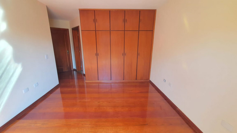 Casa à venda Interlagos com 500m² e 5 quartos por R$ 2.400.000 - 1798055092-28.jpeg