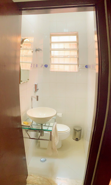 Casa à venda Planalto Paulista com 190m² e 5 quartos por R$ 1.600.000 - 609068638-07-lavabo.jpg