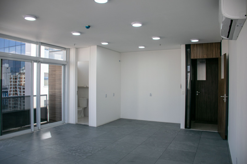 Comercial à venda Alto da Lapa com 43m² e 1 quarto por R$ 450.000 - 941020429-trat02.JPG