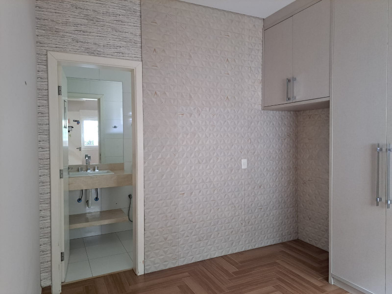 Casa de condomínio à venda Alto da Bela Vista com 190m² e 3 quartos por R$ 1.350.000 - 699381083-suite21.jpg