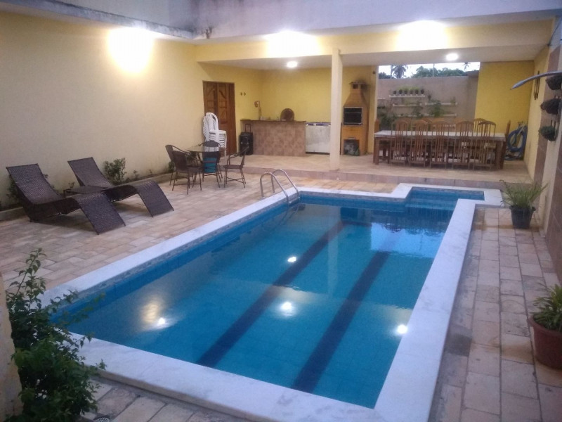 Casa para alugar Centro com 400m² e 4 quartos por R$ 1.200 - 1386533001-57bffe92-cc1c-47ff-baa4-2313f7c1f7f2.jpeg