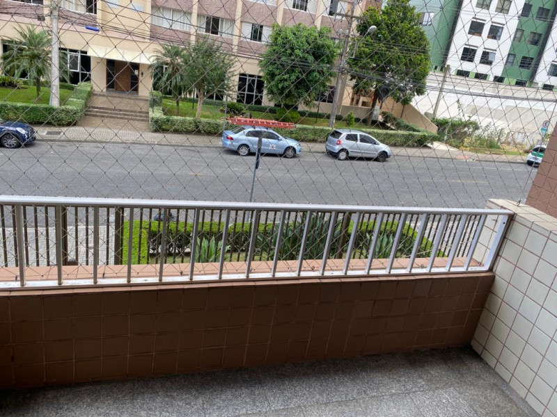 Apartamento à venda Bigorrilho com 119m² e 3 quartos por R$ 678.500 - 1409824386-sacada-sala.jpeg