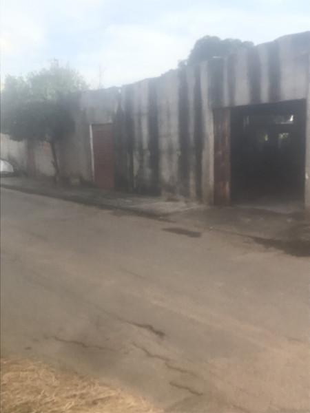 Casa à venda Centro com 560m² e 3 quartos por R$ 350.000 - 1077229293-f038b02f-c441-4bcb-9717-c62fb1689614.jpeg