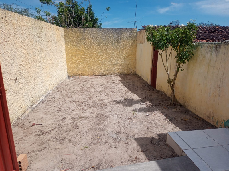 Casa à venda Centro com 726m² e 4 quartos por R$ 130.000 - 1694211697-img-20230216-wa0052.jpg