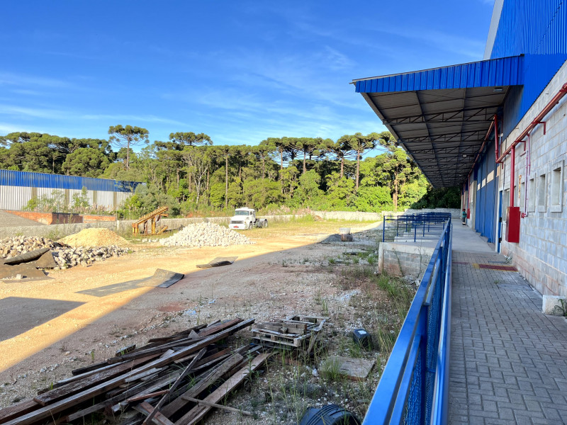 Comercial para alugar São Dimas com 4300m² e 1 quarto por R$ 14 - 1309193368-img-0482.jpg