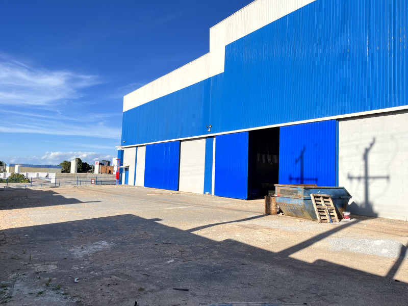 Comercial para alugar São Dimas com 4300m² e 1 quarto por R$ 14 - 1584692776-img-0475.jpg