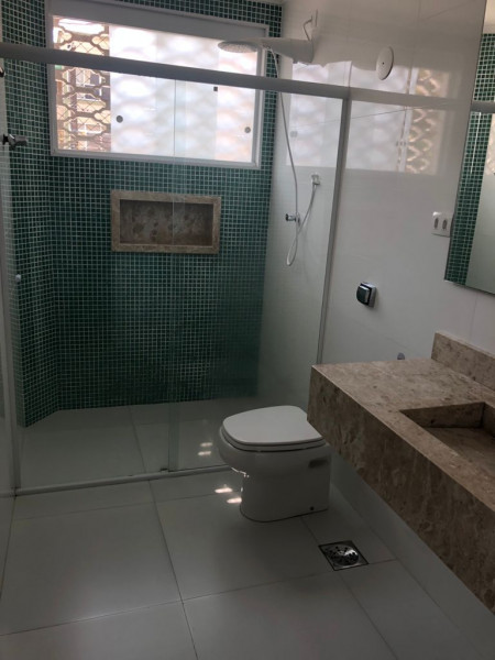 Apartamento à venda Embaré com 80m² e 2 quartos por R$ 369.000 - 742511650-wc-social-2.jpeg