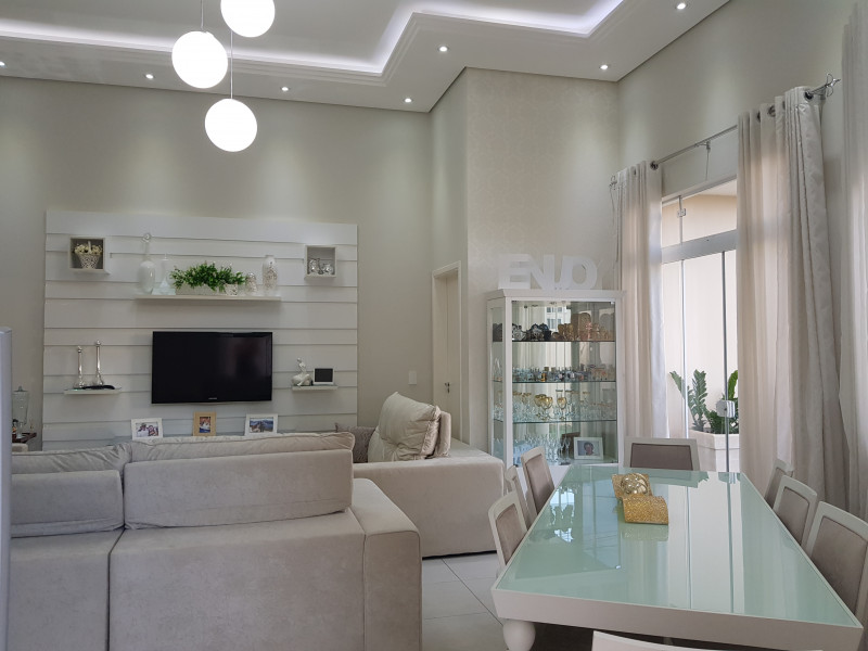 Casa de condomínio à venda Loteamento Habitacional São Carlos 1 com 163m² e 3 quartos por R$ 920.000 - 1830835722-20180105-192655.jpg