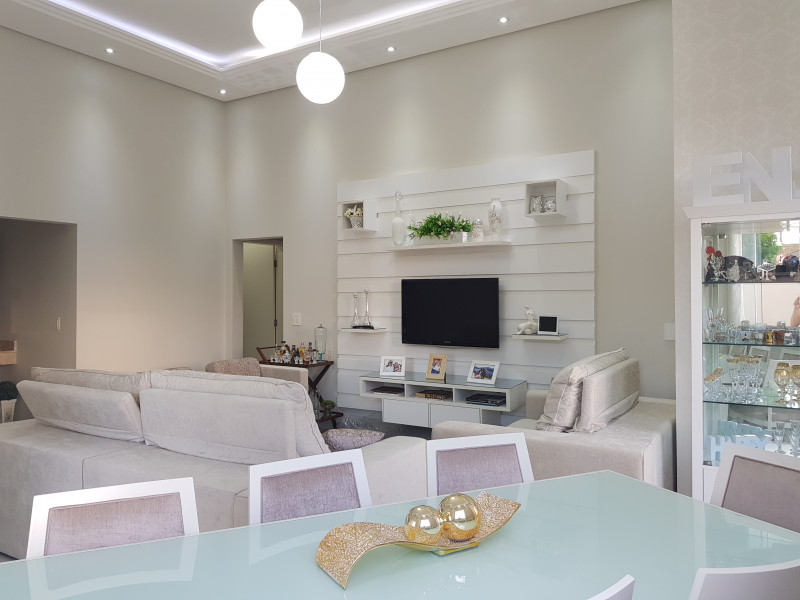 Casa de condomínio à venda Loteamento Habitacional São Carlos 1 com 163m² e 3 quartos por R$ 920.000 - 1919927453-20180105-192812.jpg