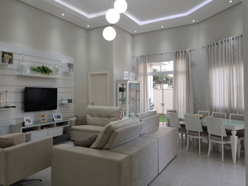 Casa de condomínio à venda Loteamento Habitacional São Carlos 1 com 163m² e 3 quartos por R$ 920.000 - 682099360-20180105-192637.jpg