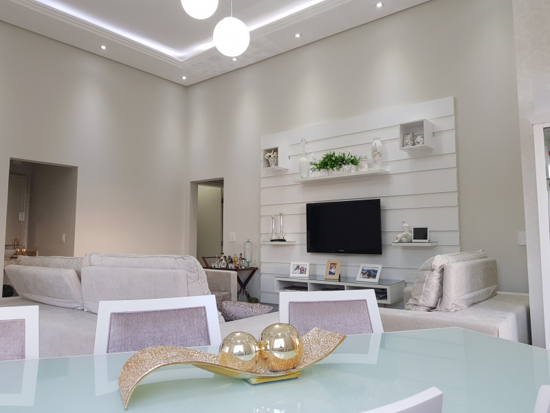Casa de condomínio à venda Loteamento Habitacional São Carlos 1 com 163m² e 3 quartos por R$ 920.000 - 886661880-20180105-192848.jpg