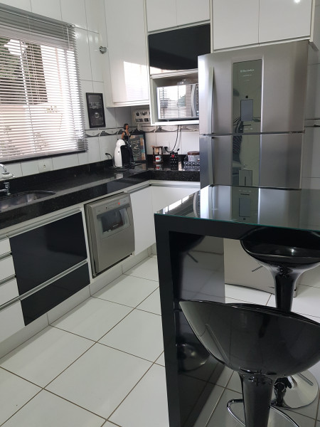 Casa de condomínio à venda Loteamento Habitacional São Carlos 1 com 163m² e 3 quartos por R$ 920.000 - 965573708-20180105-193213.jpg