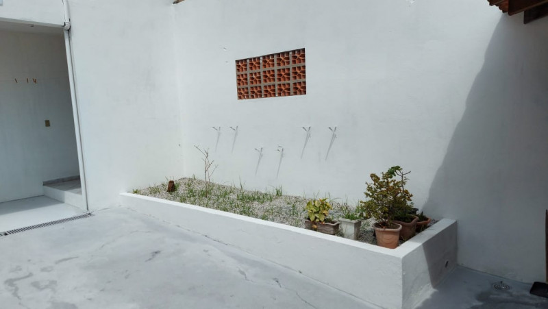 Casa à venda Jardim Paulista com 130m² e 2 quartos por R$ 550.000 - 1215963526-jardim.jpg