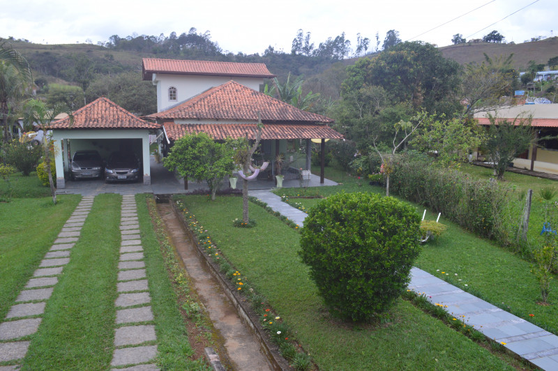 Chácara à venda São Francisco com 200m² e 4 quartos por R$ 600.000 - 1039253363-6-foto-panoramica-casa.JPG