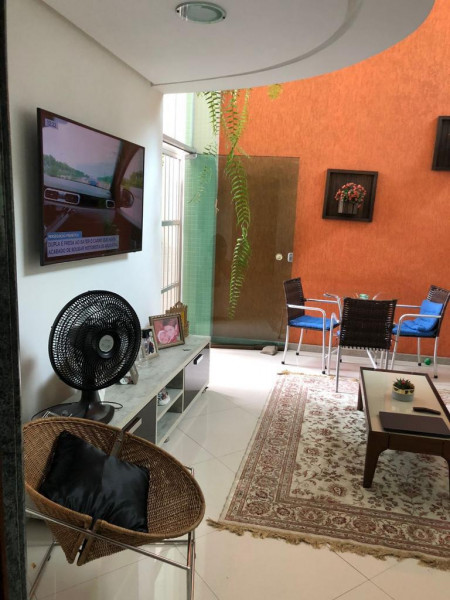 Casa à venda Praia da Costa com 274m² e 4 quartos por R$ 1.600.000 - 1546005558-f298a589-3a85-4778-80c7-24067cabdbf7.jpeg