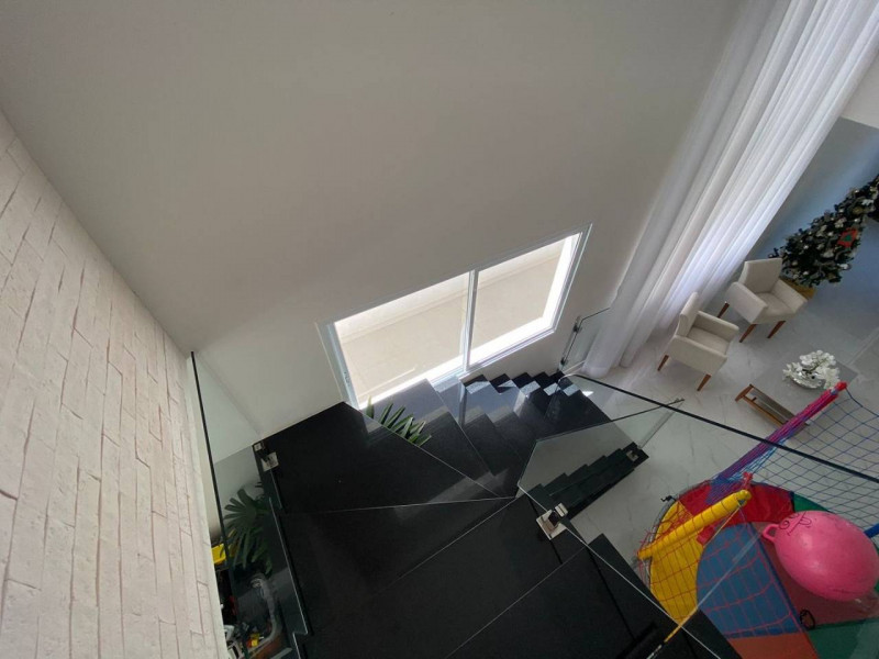 Casa à venda Swiss Park com 360m² e 4 quartos por R$ 2.280.000 - 1176568409-casa11.jpg