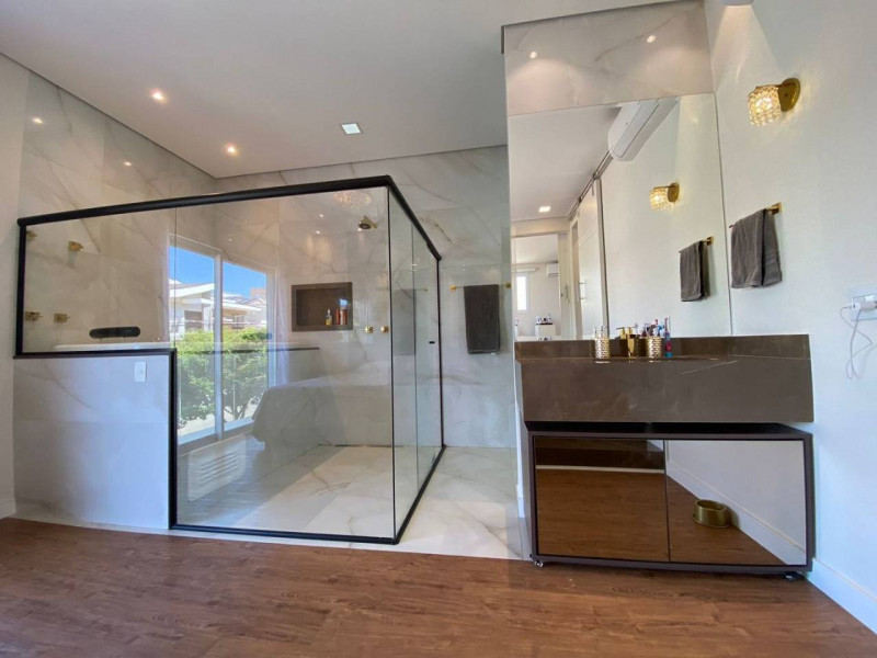Casa à venda Swiss Park com 360m² e 4 quartos por R$ 2.280.000 - 1282552415-casa27.jpg