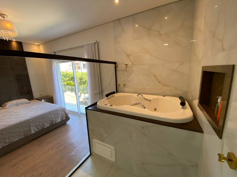 Casa à venda Swiss Park com 360m² e 4 quartos por R$ 2.280.000 - 1288669449-casa17.jpg