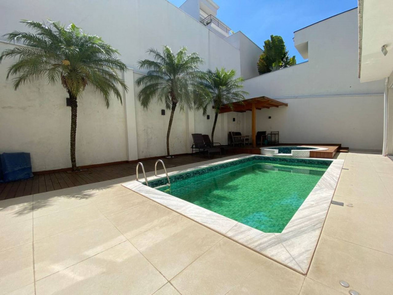 Casa à venda Swiss Park com 360m² e 4 quartos por R$ 2.280.000 - 56802030-casa42.jpg