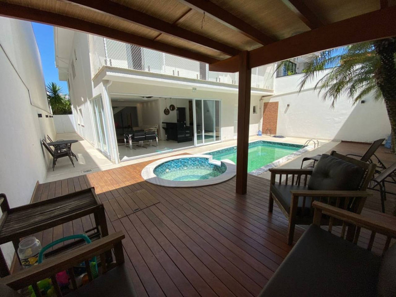 Casa à venda Swiss Park com 360m² e 4 quartos por R$ 2.280.000 - 715960709-casa43.jpg