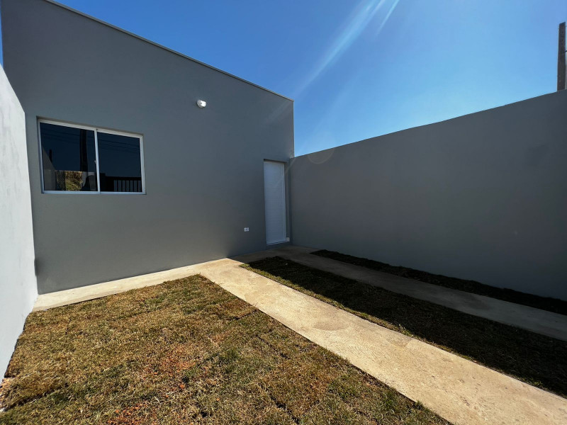 Casa à venda Jardim Colina com 96m² e 3 quartos por R$ 290.000 - 2070759953-49649783-6f3c-4a81-95e2-ca042c8c86a3.jpeg