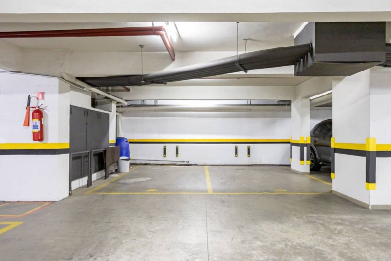 Comercial à venda Juvevê com 263m² e 1 quarto por R$ 1.900.000 - 1178331946-jrqejrjfxwsl.jpg