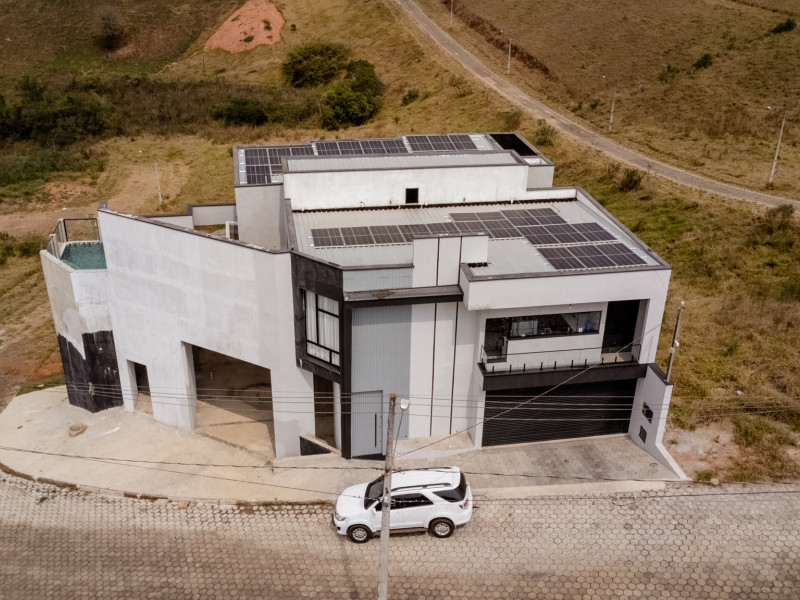 Casa à venda Centro com 640m² e 3 quartos por R$ 1.400.000 - dji-0161.jpg