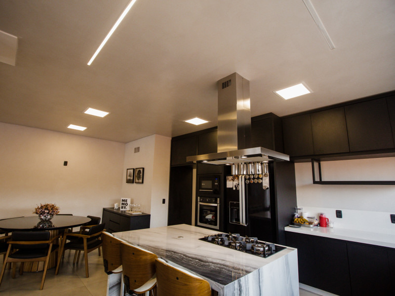 Casa à venda Centro com 640m² e 3 quartos por R$ 1.400.000 - int-2015.jpg