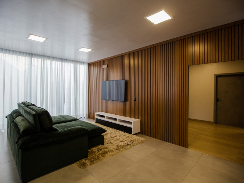 Casa à venda Centro com 640m² e 3 quartos por R$ 1.400.000 - int-2026.jpg