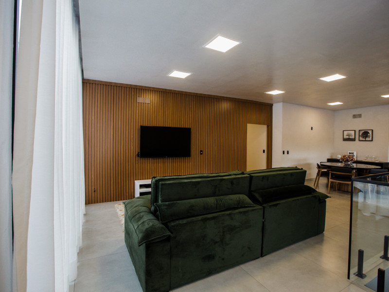Casa à venda Centro com 640m² e 3 quartos por R$ 1.400.000 - int-2028.jpg