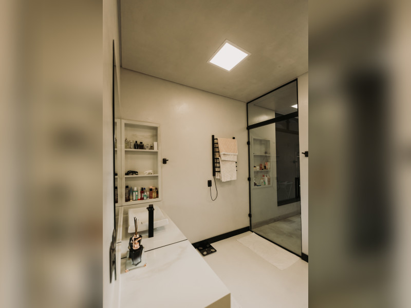 Casa à venda Centro com 640m² e 3 quartos por R$ 1.400.000 - int-2066.jpg