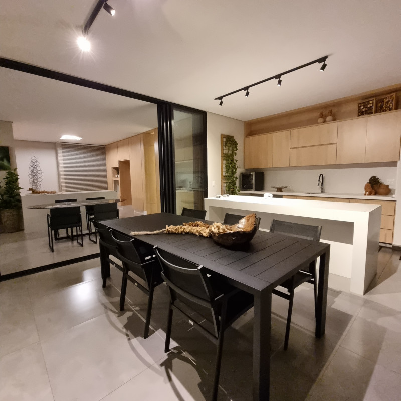 Casa de condomínio à venda Alphaville Lagoa dos Ingleses com 340m² e 4 quartos por R$ 3.100.000 - 1333631365-vertical-cozinha-14.jpg