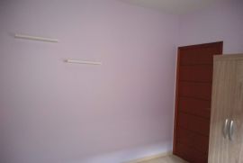 Casa à venda Parque São Bento com 168m² - 3 dormitórios -  vagas - R$ 370.000 - 250409804-img-20210222-125710432.jpg