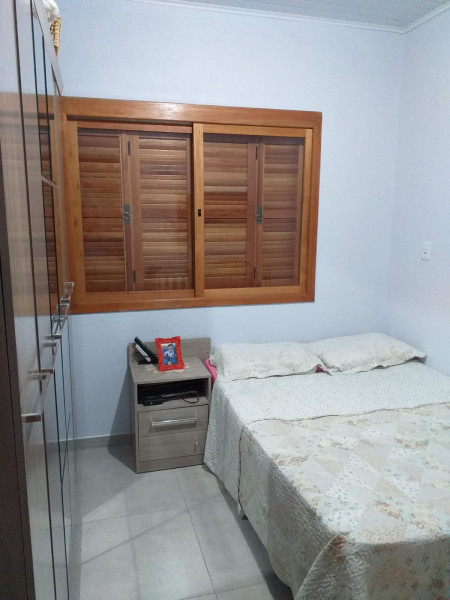Casa à venda Tucanos com 36m² e 1 quarto por R$ 170.000 - 2043004397-img-20230128-wa0029.jpg
