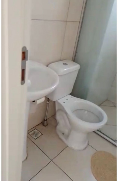 Apartamento à venda Alex Paiva com 48m² e 2 quartos por R$ 135.000 - 1262278164-banho.jpg