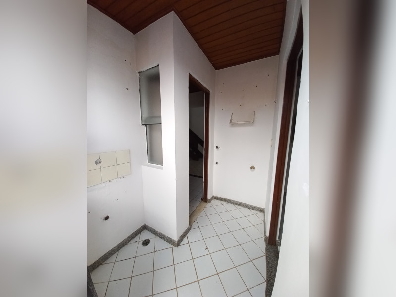 Casa de condomínio à venda Stella Maris com 310m² e 3 quartos por R$ 980.000 - 20231017-142857.jpg