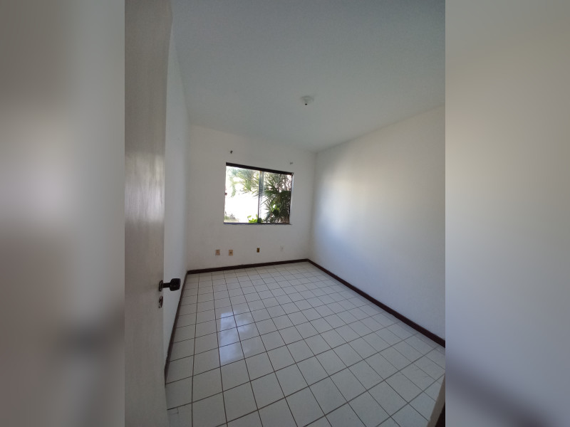 Casa de condomínio à venda Stella Maris com 310m² e 3 quartos por R$ 980.000 - 20231017-142953.jpg