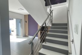 Casa à venda Penha Circular com 170m² - 4 dormitórios -  vagas - R$ 700.000 - 2092247939-img-2561.jpg