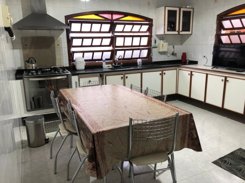 Casa à venda Jardim Vila Galvão com 278m² e 3 quartos por R$ 1.300.000 - whatsapp-image-2023-11-27-at-112316-25.jpeg