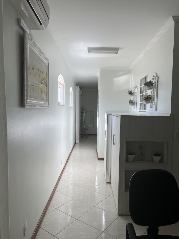 Comercial à venda Centro com 218m² e 1 quarto por R$ 1.500.000 - 1216504560-7377fbf4-8e83-4e1e-83e1-b5a5f24c3cc0.jpeg