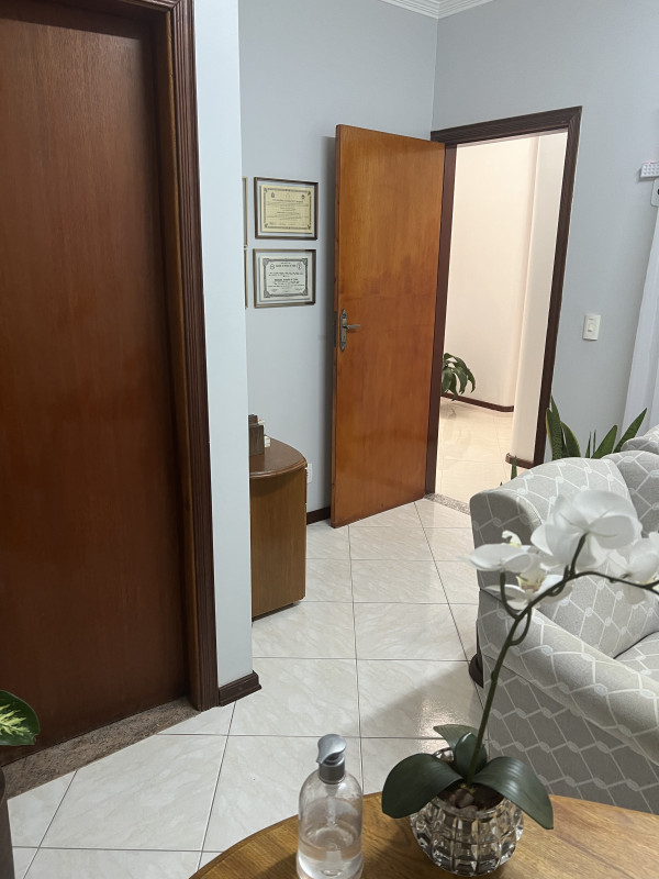 Comercial à venda Centro com 218m² e 1 quarto por R$ 1.500.000 - 1330455695-5f52b100-dbdf-4754-8dc8-92a8a3be4950.jpeg