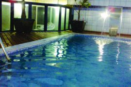 Cobertura à venda Vila Assuncao com 216m² - 3 dormitórios -  vagas - R$ 1.200.000 - 703474545-ext4a.jpg