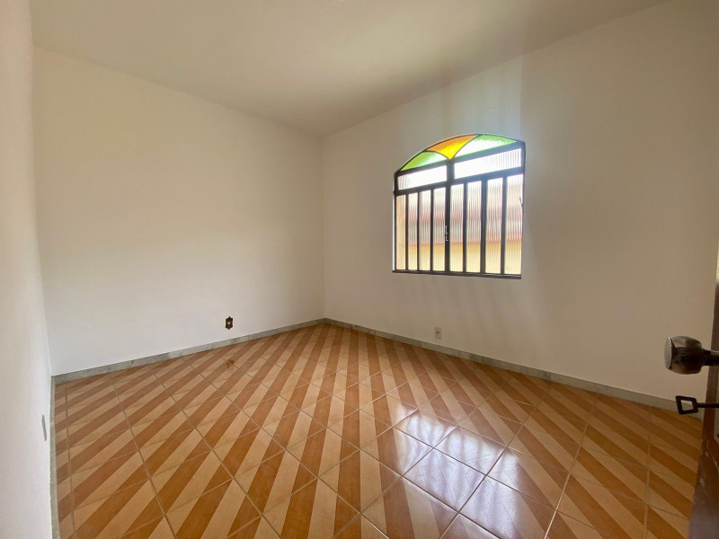Casa à venda Ouro Minas com 313m² e 4 quartos por R$ 559.000 - 520982902-casa-quarto.jpeg