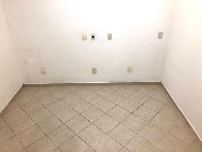 Comercial à venda Laranjeiras com 13m² e 1 quarto por R$ 55.000 - 1751526592-whatsapp-image-2023-03-01-at-11.jpeg