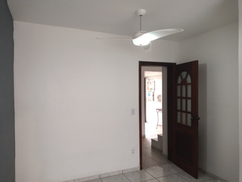 Apartamento à venda Costa e Silva com 42m² e 3 quartos por R$ 200 - 1027295740-da8e2c98-e30c-4291-a531-7b9437f22df2.jpeg